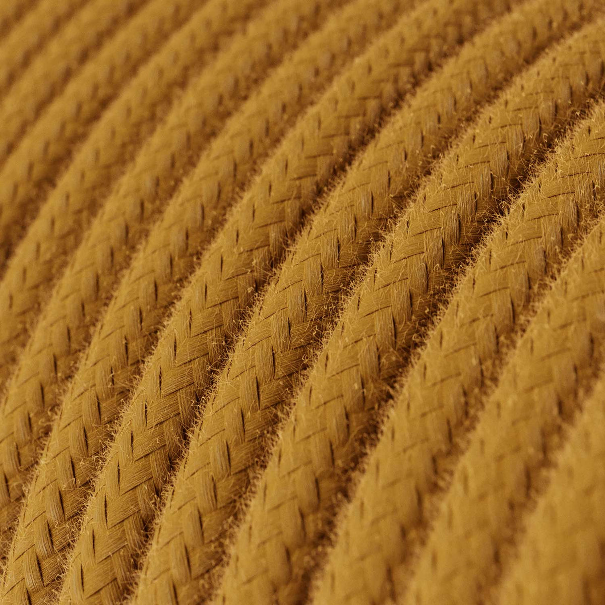 Applique da parete in metallo con spina a due poli - Bianco