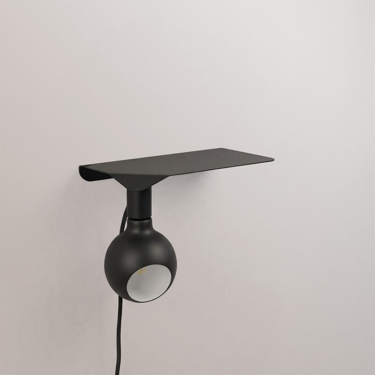Combo Camo - Lampada con mensola - Nero