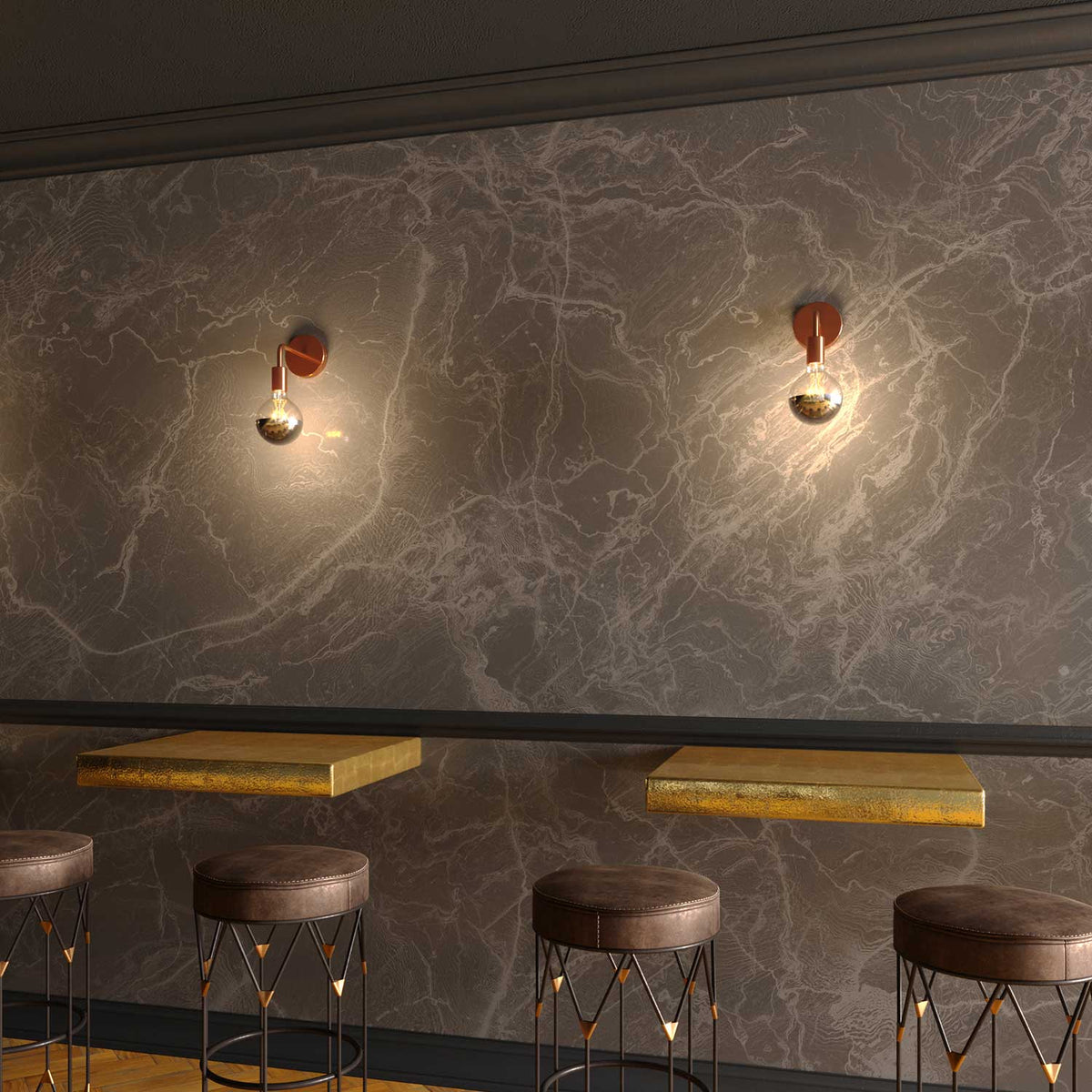 Fermaluce Metal, lampada a muro in metallo con estensione curva - Rame