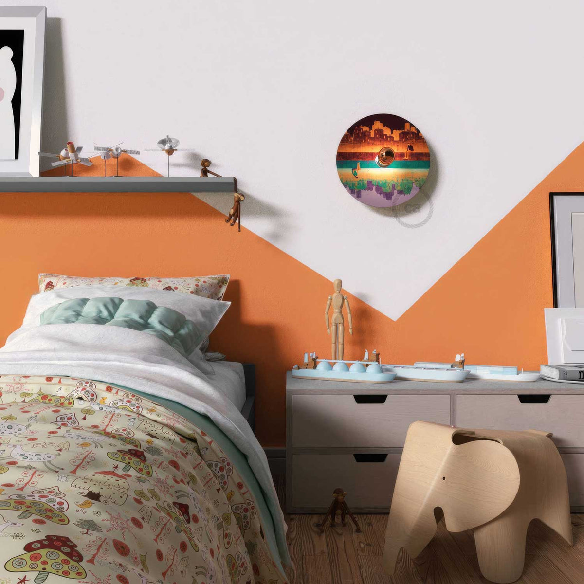 Fermaluce Romantic con paralume UFO in legno double-face illustrato da Davide Bonazzi