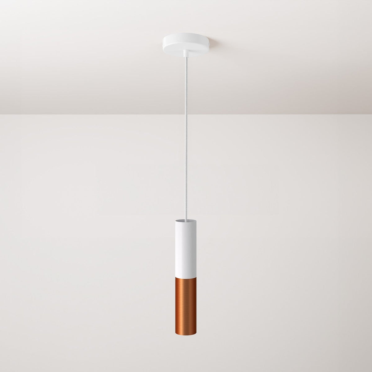 Lampada a sospensione completa di cavo tessile e doppio paralume Tub-E14 - Bianco opaco e Rame satinato