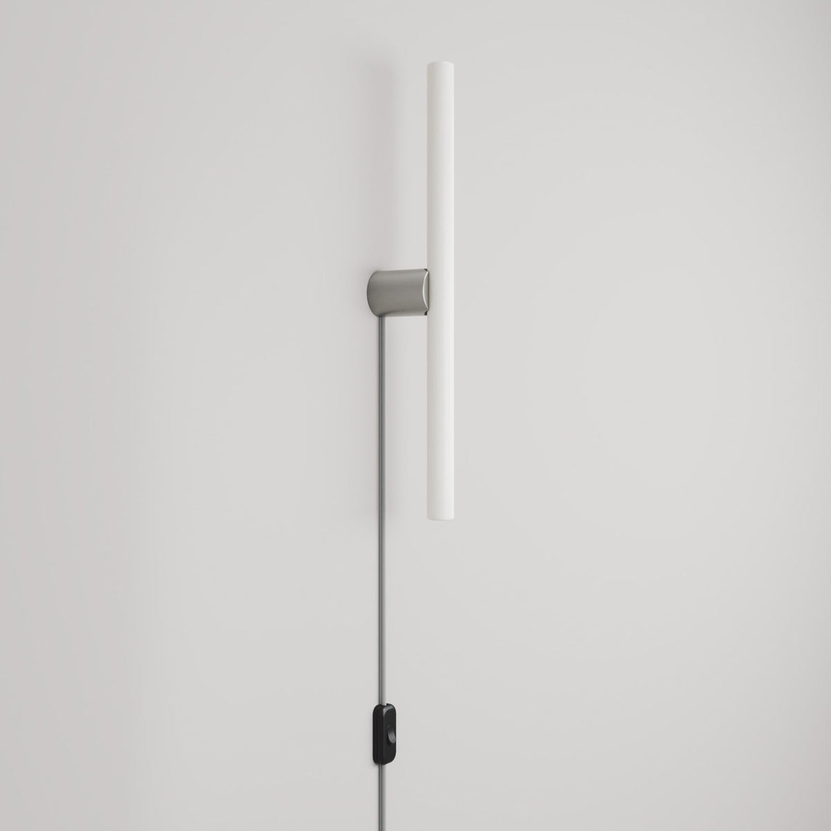 Lampada con spina con finitura metallica e lampadina LED lineare S14d - Titanio satinato