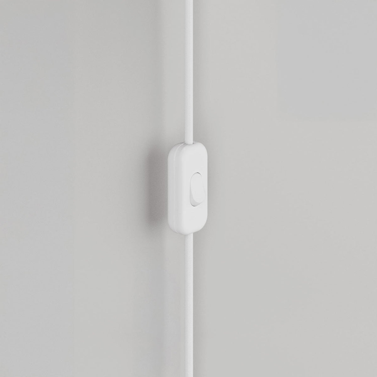 Lampada da parete MAG-Y con snodo e lampadina mezza sfera - Bianco opaco
