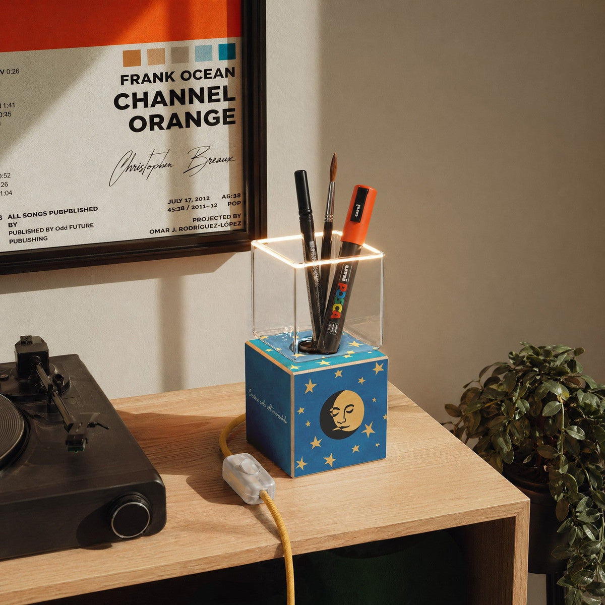 Lampada da tavolo Cubetto "La luna" con lampadina Ghost - Santomanifesto