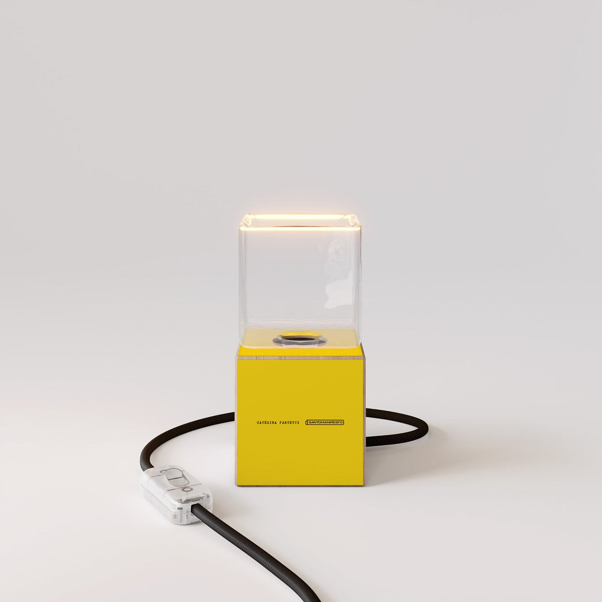 Lampada da tavolo Cubetto "Ti odio amore mio" con lampadina Ghost - Santomanifesto