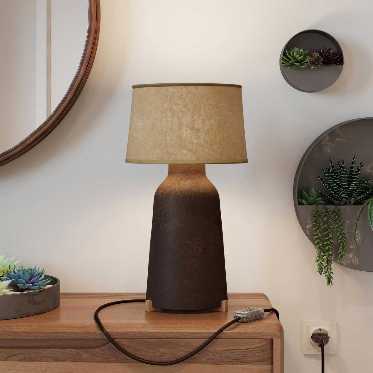 Lampada da tavolo in ceramica Bottiglia con paralume Athena - Juta naturale
