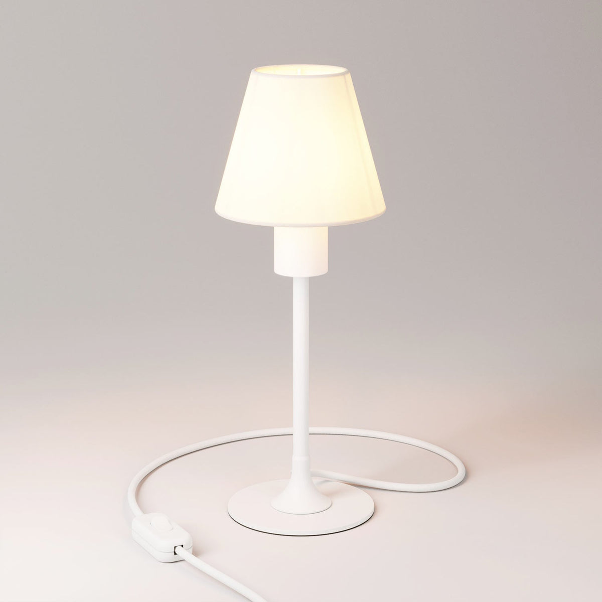 Lampada da tavolo MAG-Y con base metallica tonda e paralume - Bianco opaco