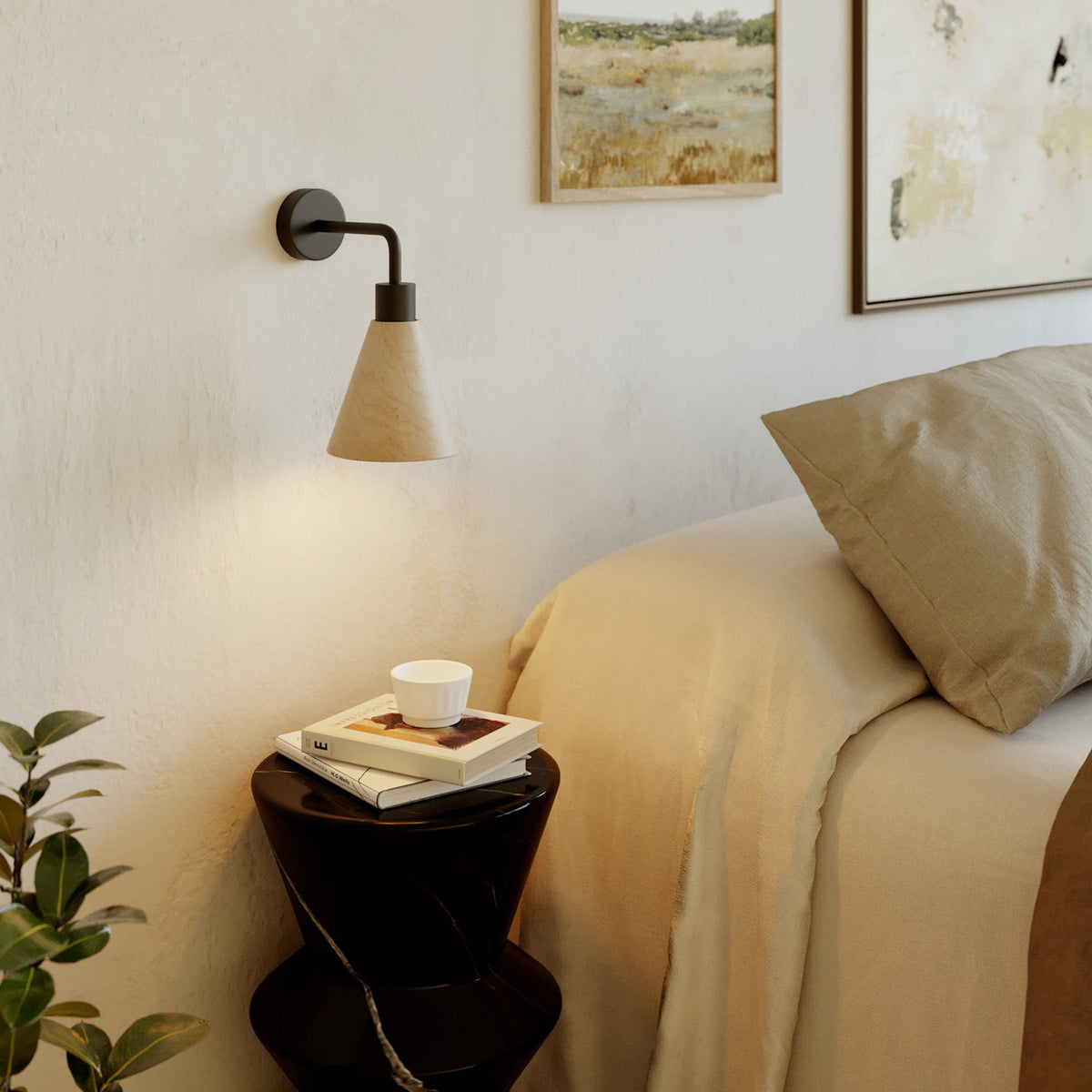 Lampada Fermaluce con paralume conico in legno ed estensione curva - Nero