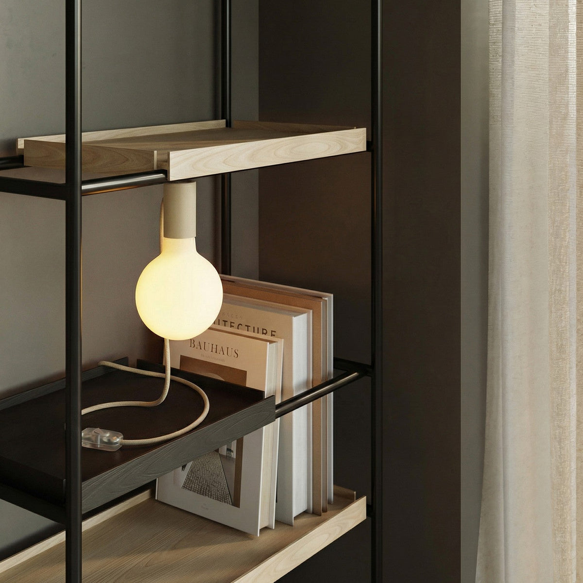 Lampada magnetica plug-in con attacco E27 - Panna