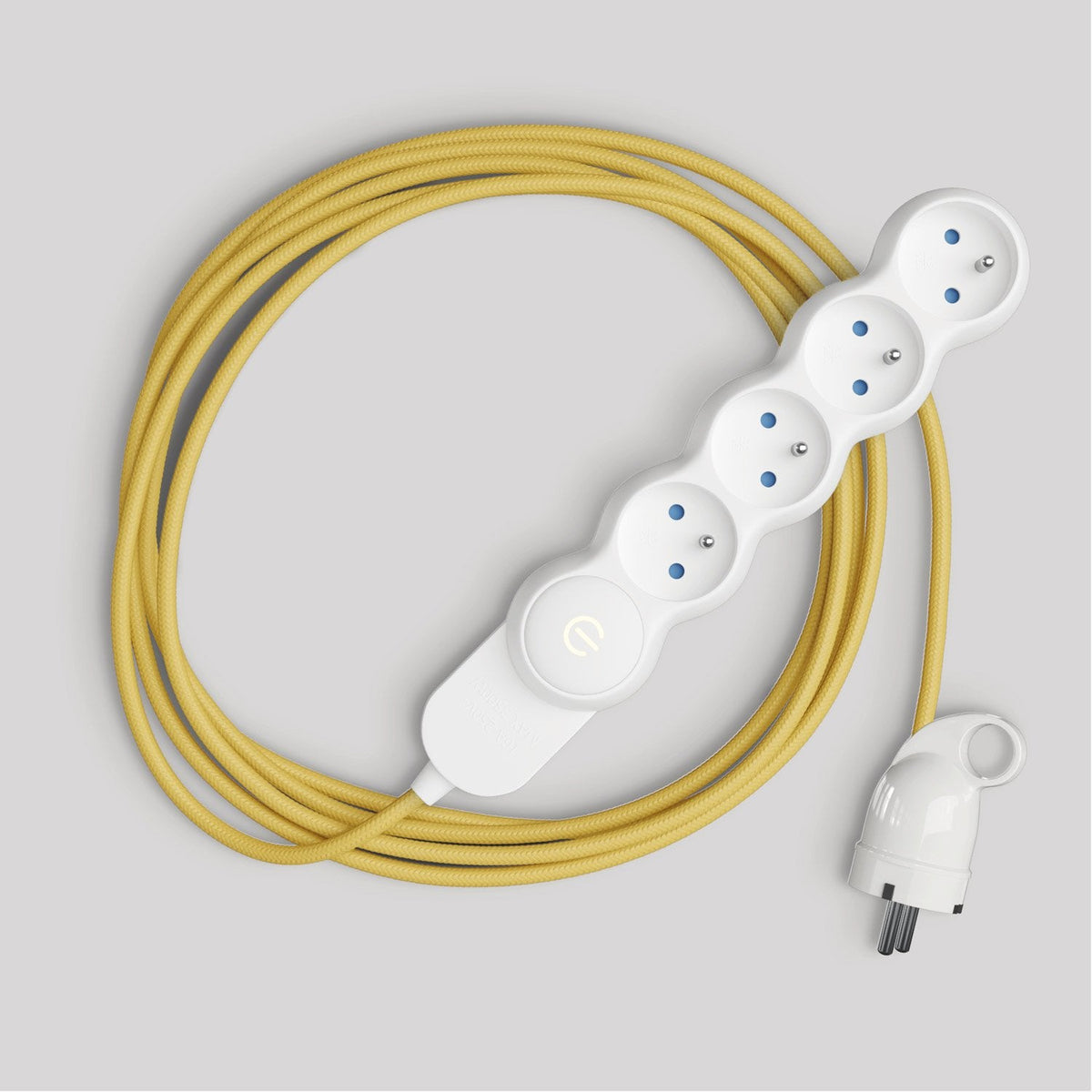 Multipresa francese con cavo in tessuto giallo lucido e spina Schuko con anello comfort