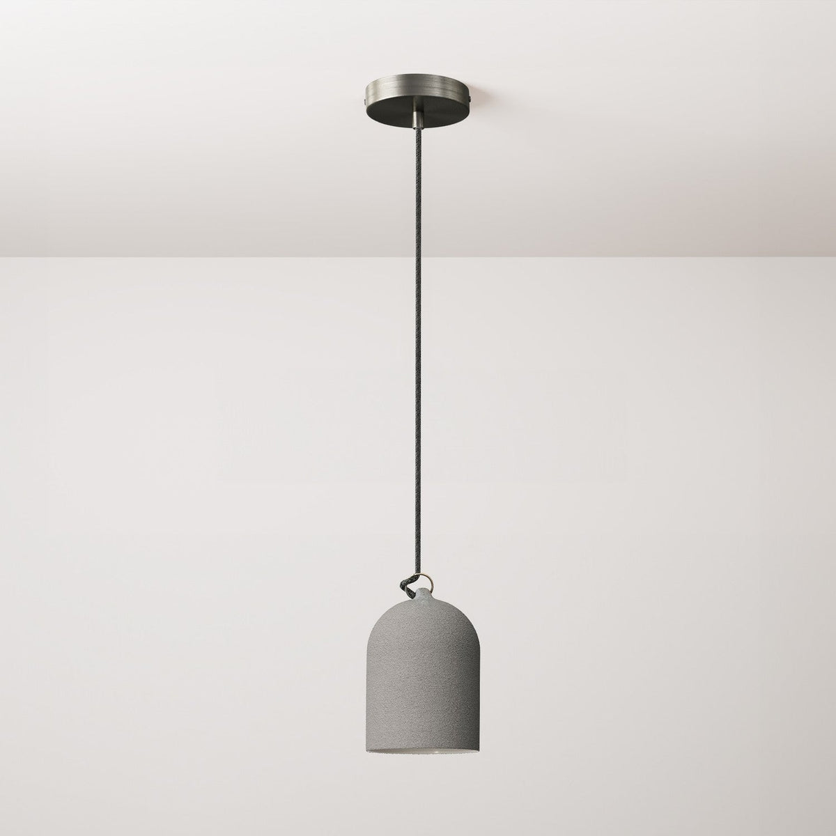Lampada a sospensione completa di cavo tessile e paralume Mini Campana XS in ceramica - Effetto cemento