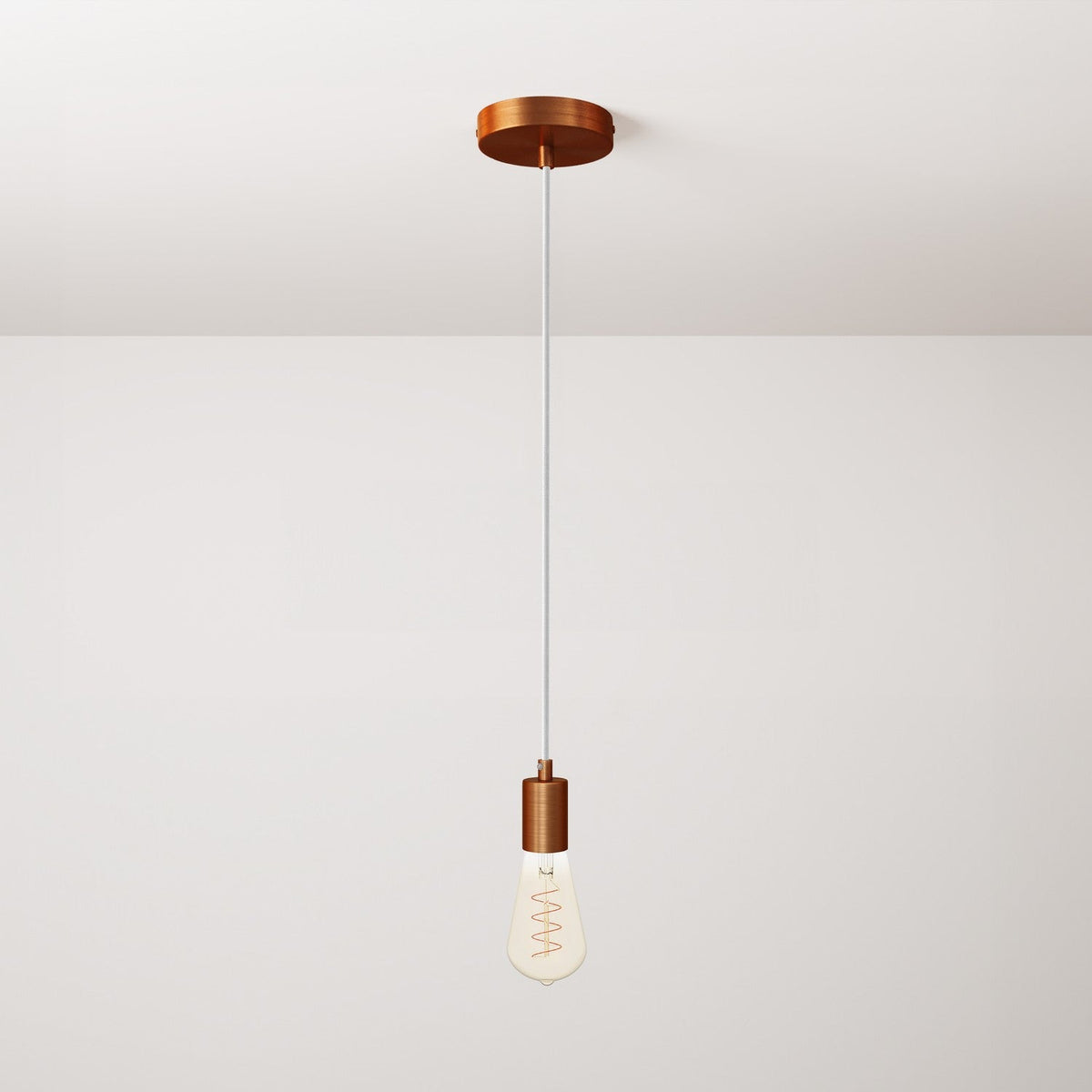 Lampada a sospensione completa di cavo tessile e finiture in metallo satinato - Rame satinato