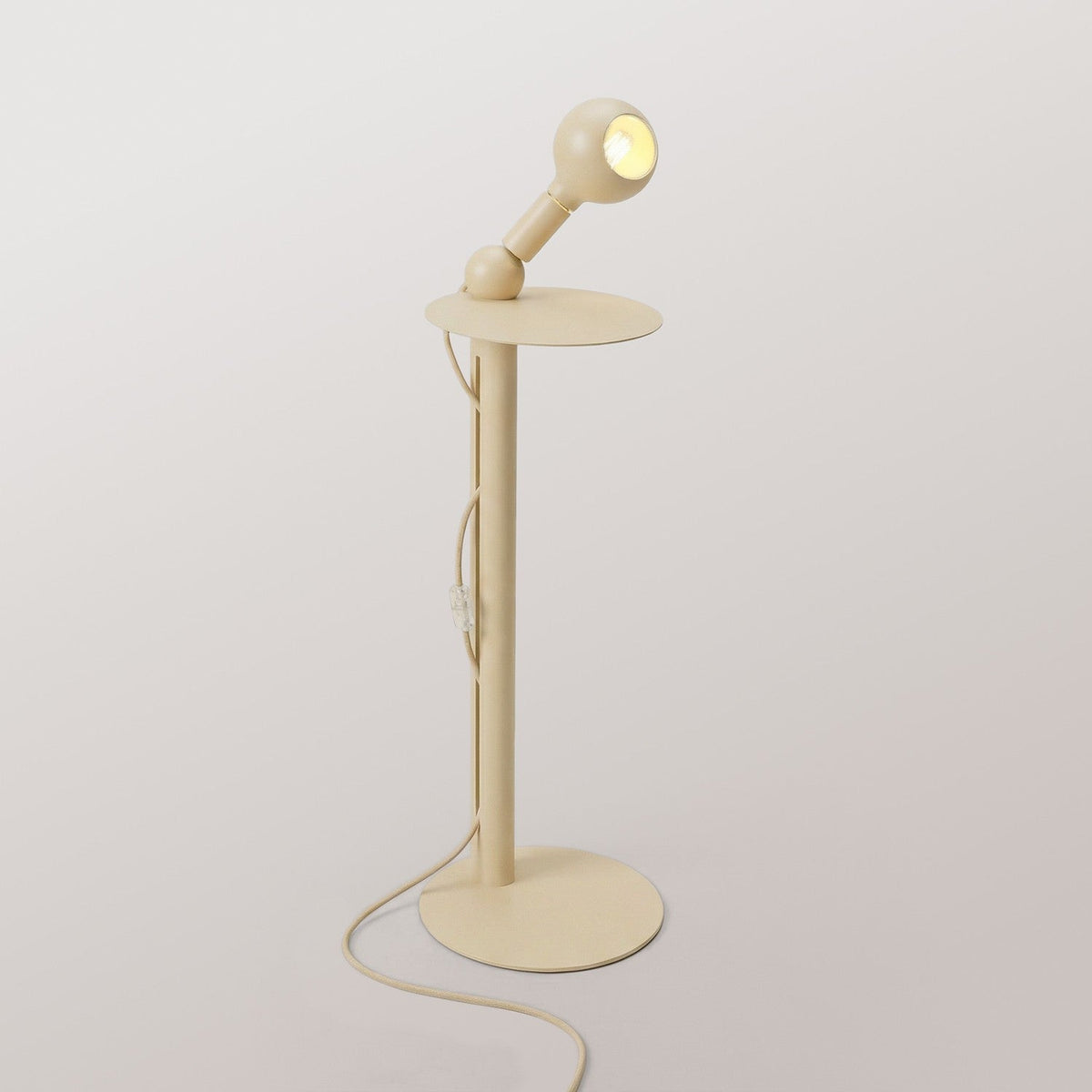 Rocco - Lampada da terra con lampadina Camo - Panna